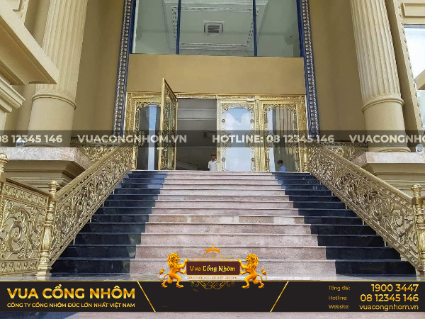 Cầu thang nhôm đúc CT10 – Vua Cổng Nhôm