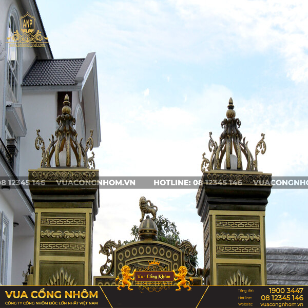 cong-trinh-nhom-duc-nha-chi-Thao-Trang-Dai-12 Đèn trụ nhôm đúc DT004